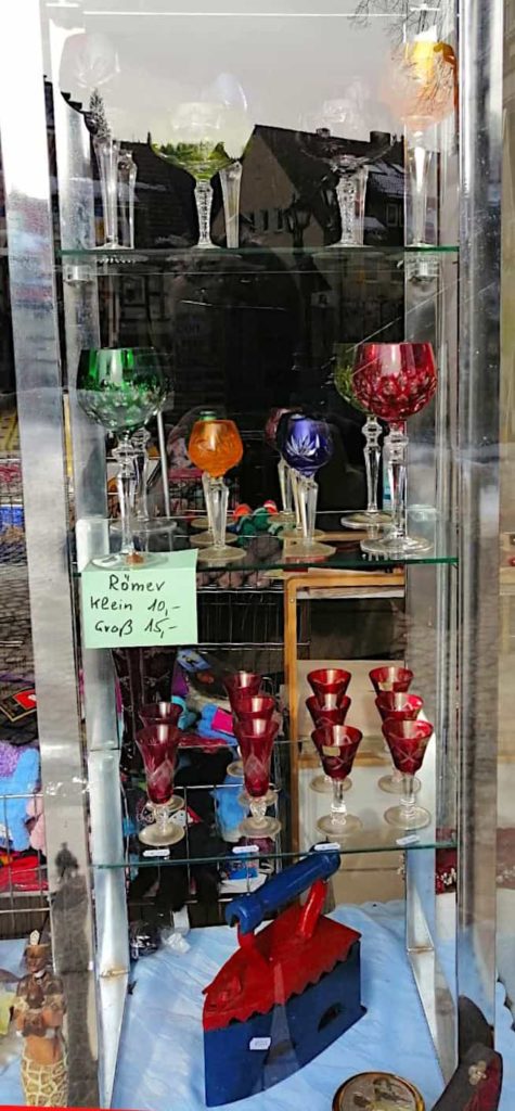 gruendlich sparen schaufenster 2021 02 deko 2nd hand flohmarkt bad grund