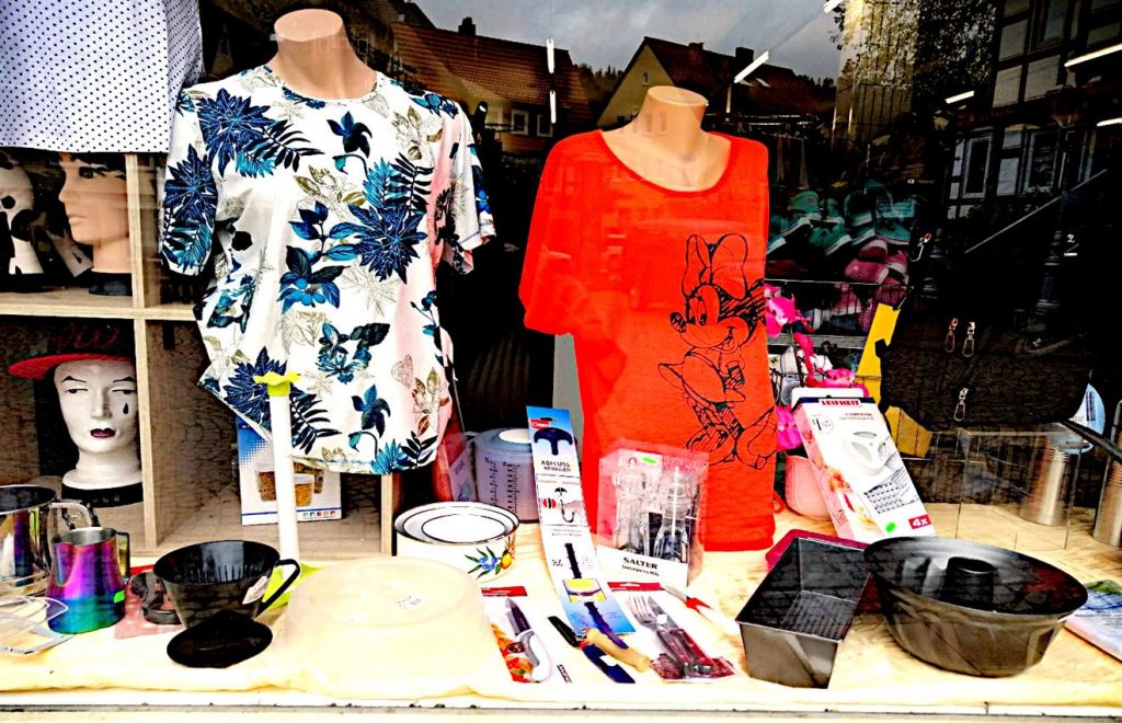 Oberbekleidung, Unterwäsche, Strümpfe kaufen - Neue Waren eingetroffen - Mai 2021 3 Gründlich Sparen - neue Oberbekleidung eingetroffen