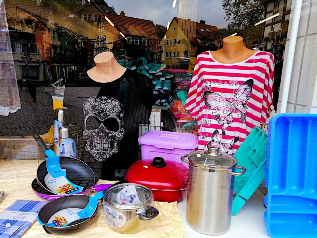 Oberbekleidung, Unterwäsche, Strümpfe kaufen - Neue Waren eingetroffen - Mai 2021 2 neue T-Shirts für jung und erfahren