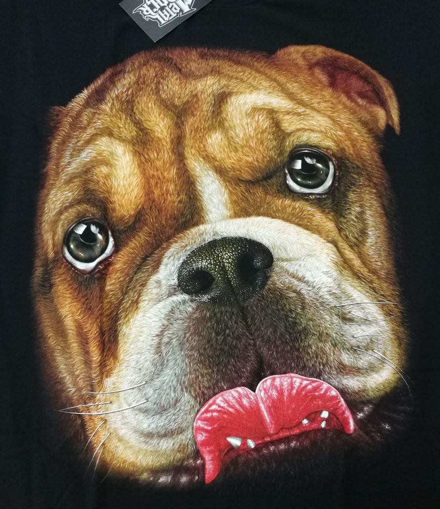 Bedruckte T-Shirts mit Tiermotiv für Damen und Herren - Bulldogge Zunge - gründlich sparen - einkaufen in bad grund 