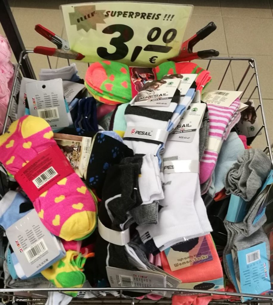 gründlich sparen - einkaufen in bad grund - bekleidung sneaker für Damen und Herren