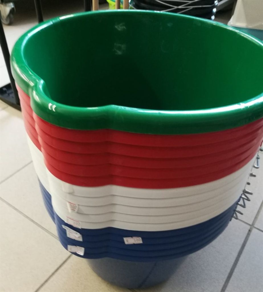 gründlich sparen - einkaufen in bad grund - haushalt waschen Wischeimer Haushaltseimer mit Ausguß Tülle