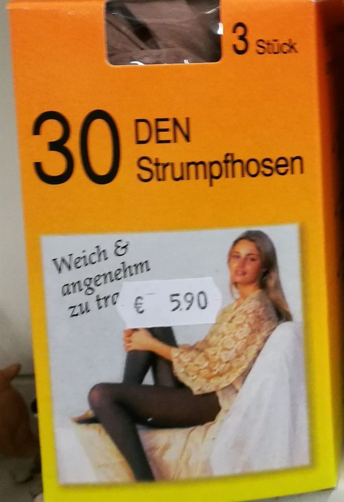 gründlich sparen - einkaufen in bad grund - laden unterwaesche Damen Strumpfhosen 30den
