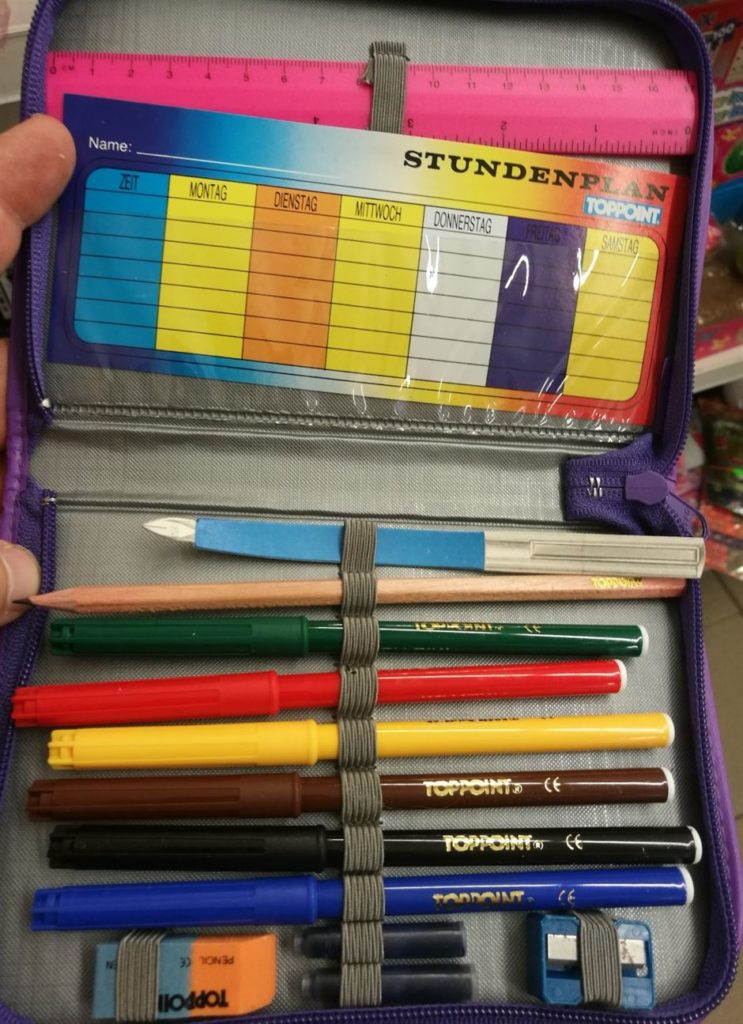 Spielwaren - Spielzeug - Spaß für Kinder 30 gründlich sparen - einkaufen in bad grund - spielwaren stifte etui innen