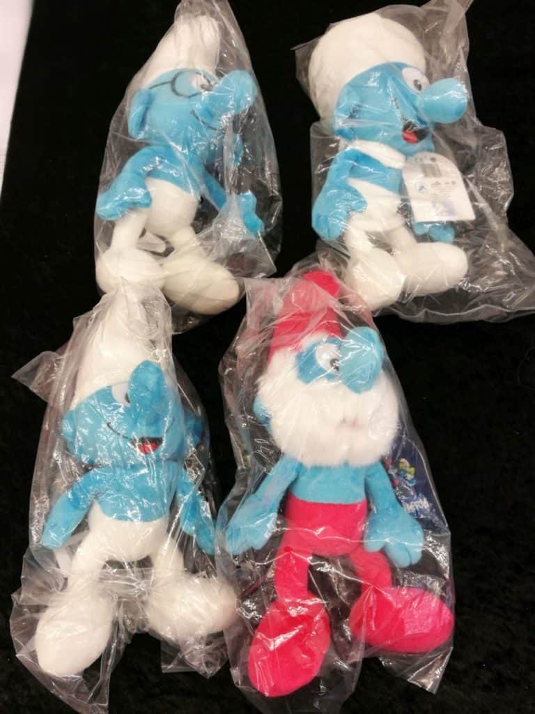 gründlich sparen - einkaufen in bad grund - spielzeug stofftier kuscheltier schlumpf die schlümpfe
