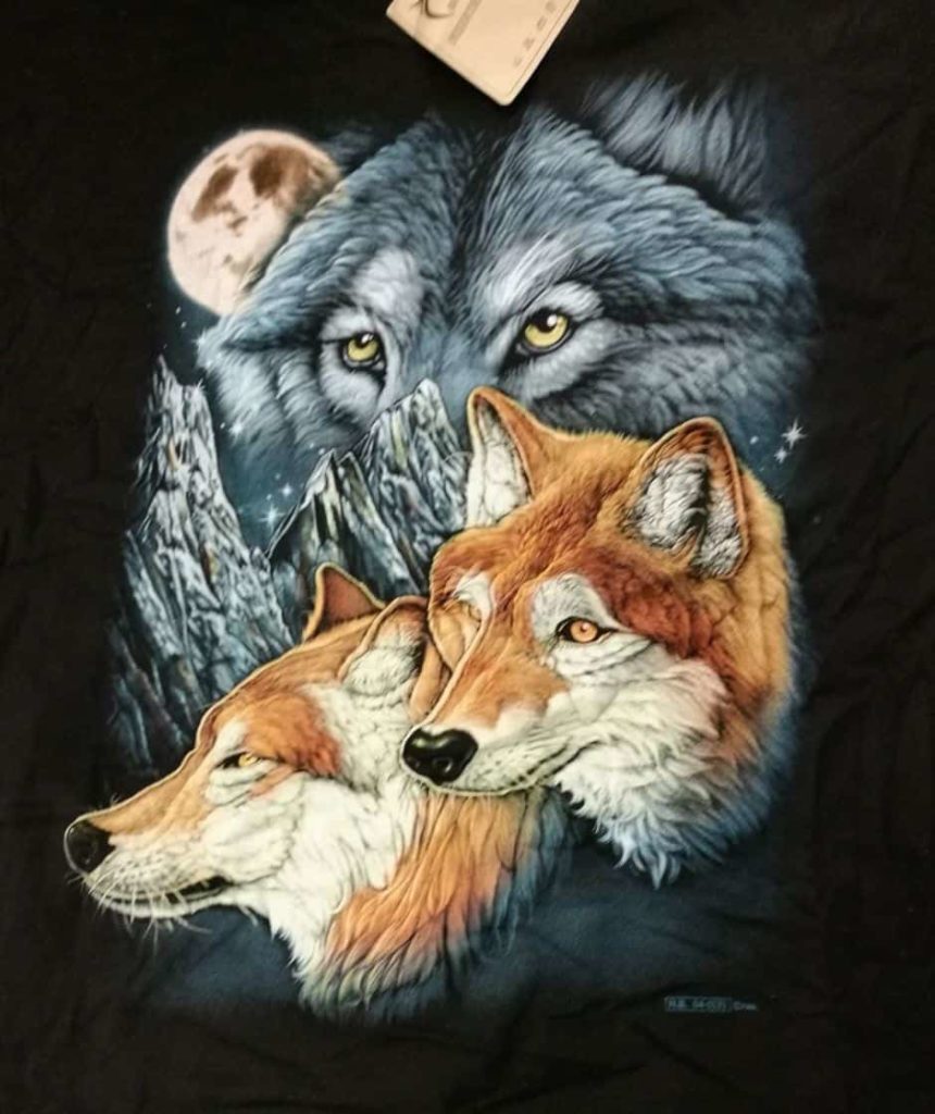 Bedruckte T-Shirts mit Tiermotiv für Damen und Herren - 3 Wölfe berge - gründlich sparen - einkaufen in bad grund