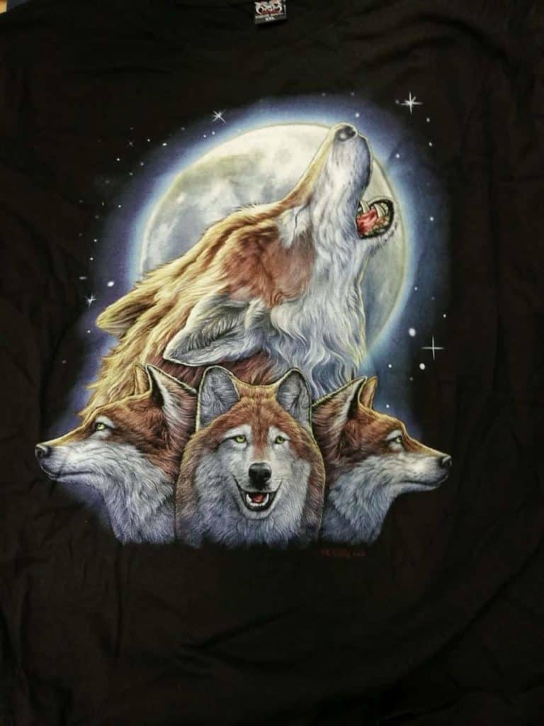 Bedruckte T-Shirts mit Tiermotiv für Damen und Herren - Wolf heult Mond 01 - gründlich sparen - einkaufen in bad grund